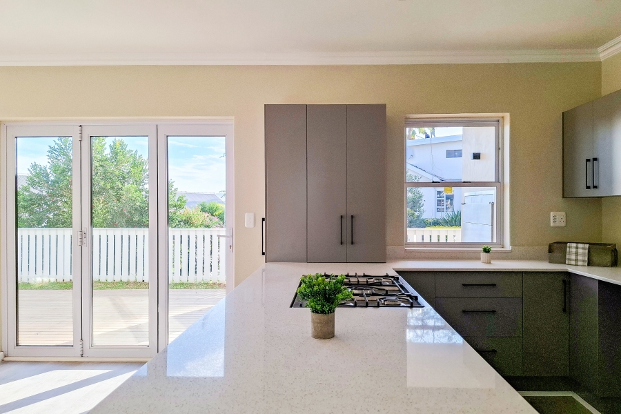 3 Bedroom Property for Sale in Costa Sarda Western Cape